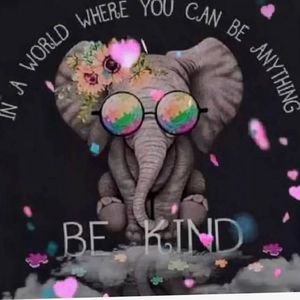 Meet your Posher, Madelyne